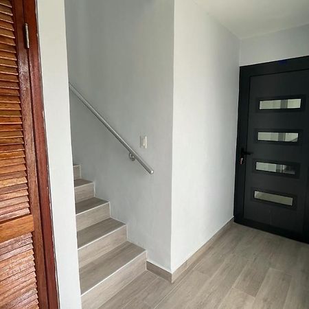 Апартаменты Whitehouse Boulevard, Close To Mambo Beach And City Centre Виллемстад Экстерьер фото