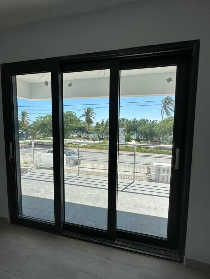 Апартаменты Whitehouse Boulevard, Close To Mambo Beach And City Centre Виллемстад Экстерьер фото