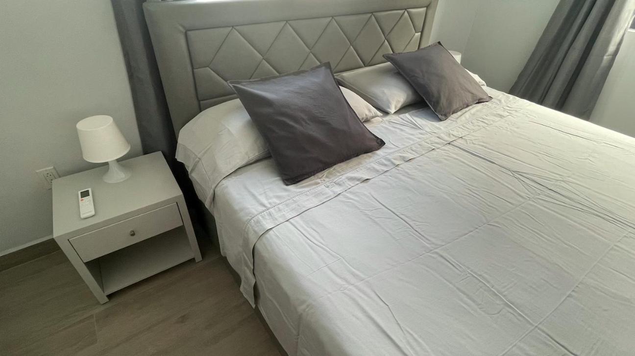 Апартаменты Whitehouse Boulevard, Close To Mambo Beach And City Centre Виллемстад Экстерьер фото
