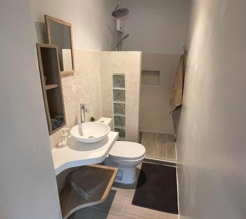 Апартаменты Whitehouse Boulevard, Close To Mambo Beach And City Centre Виллемстад Экстерьер фото